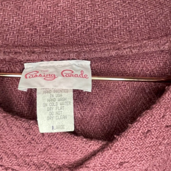 Handmade Aztec Painted Dusty Rose V-Neck Long Sleeve Sweater size Large - Picture 5 of 6